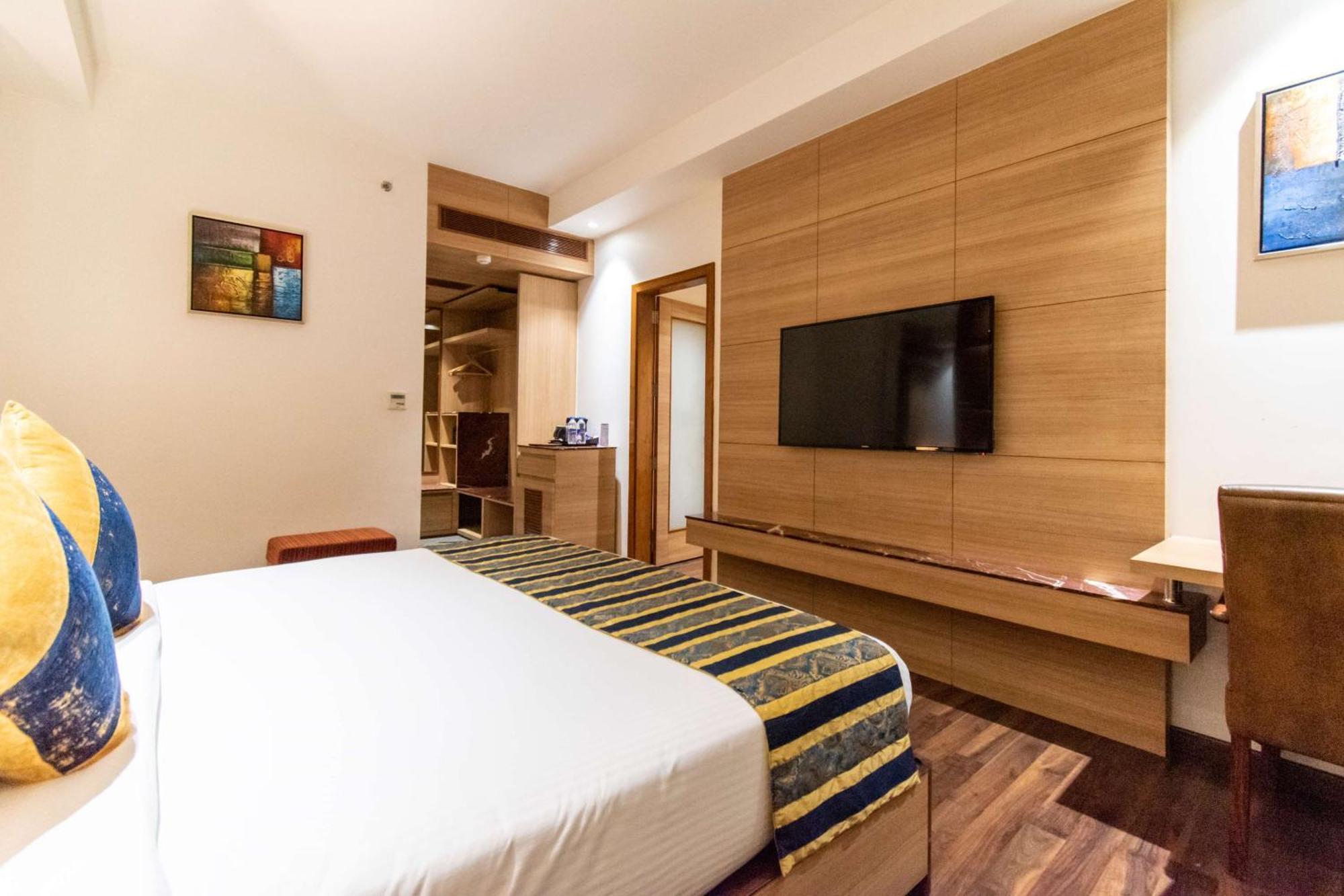 Best Western La Vista Патханкот Екстер'єр фото