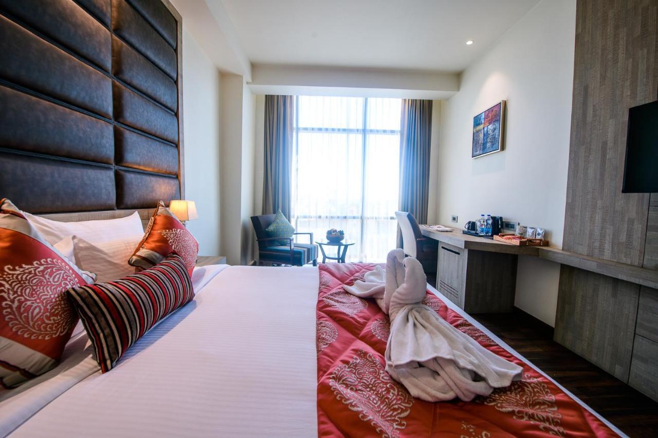 Best Western La Vista Патханкот Екстер'єр фото
